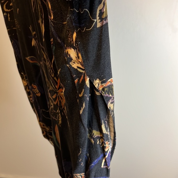 Wilfred Black Shirt with pattern. Size S. - Picture 5 of 8